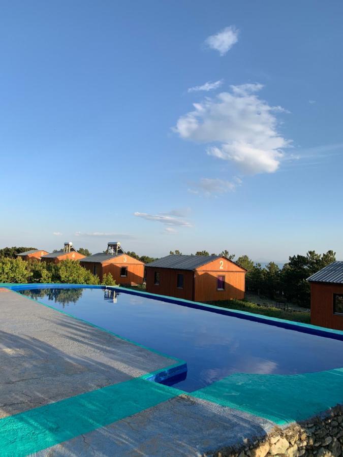 Zhayr Resort & Dive Drakhtik Exterior photo